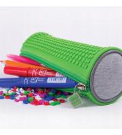 Okrągły Piórnik PIXIE CREW Szary z Zielonym Panelem + 100 Pikseli